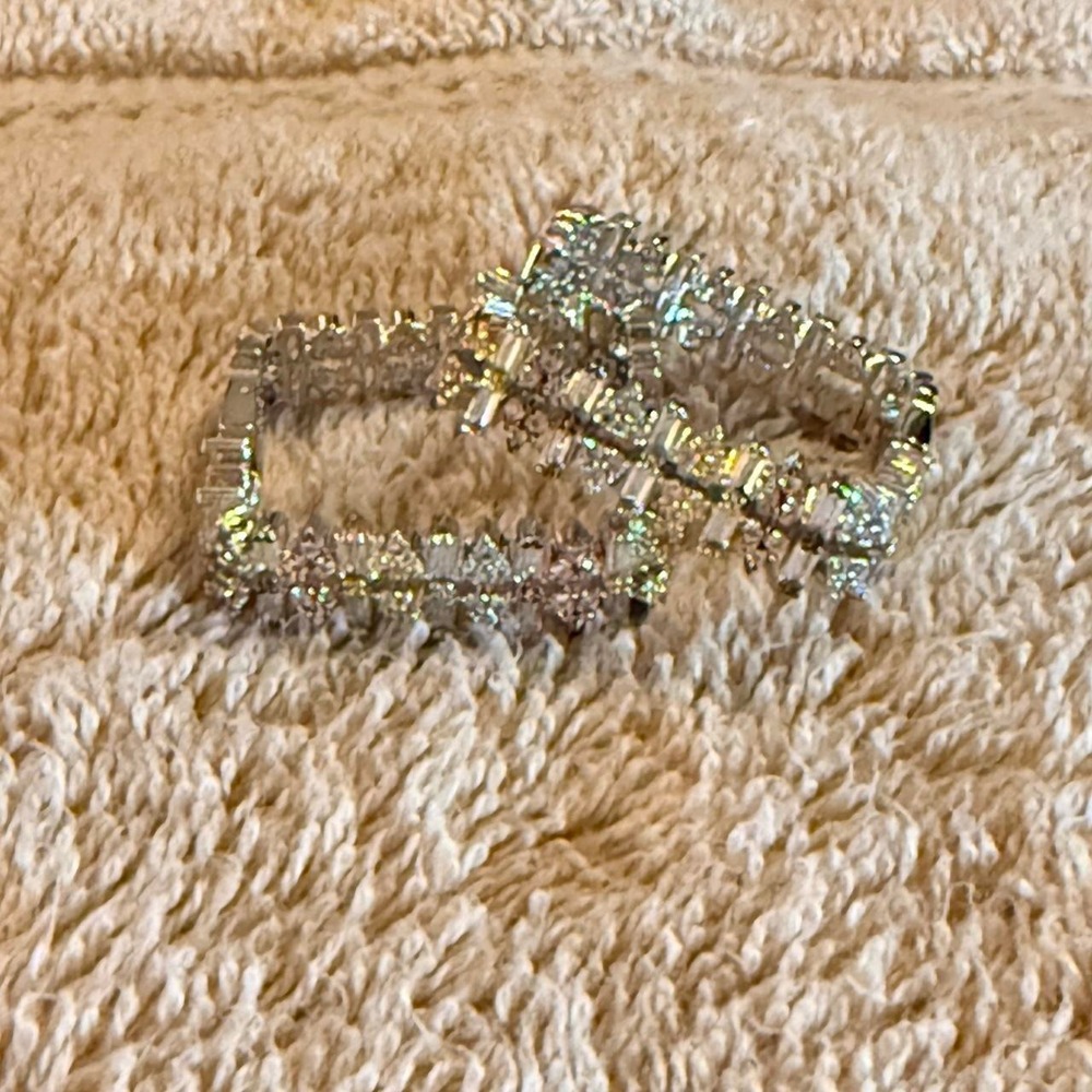 Square earrings